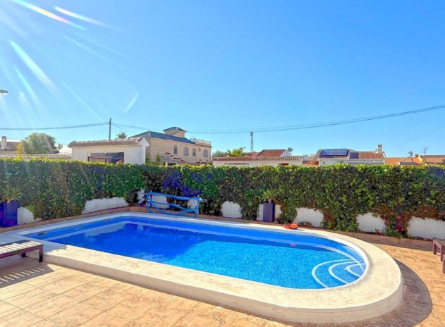 Revente - Villa - Torrevieja - La siesta