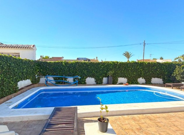 Revente - Villa - Torrevieja - La siesta