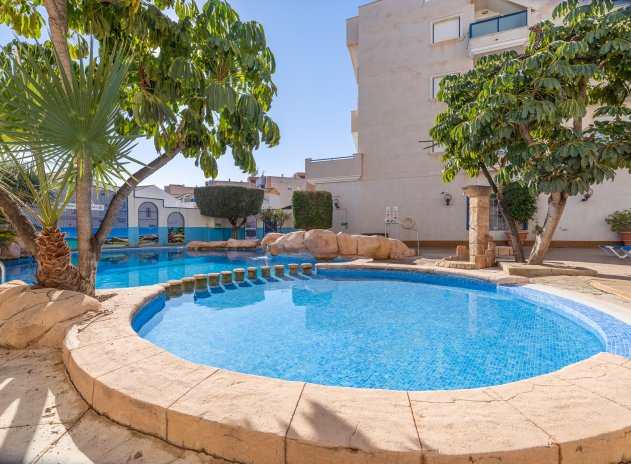 Herverkoop - Appartement / flat - Orihuela Costa - Agua Marina