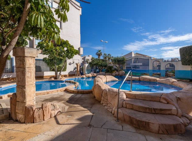 Herverkoop - Appartement / flat - Orihuela Costa - Agua Marina