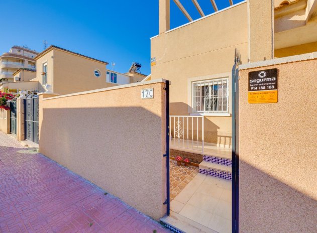 Herverkoop - Villa - Torrevieja - Pueblo - Centro