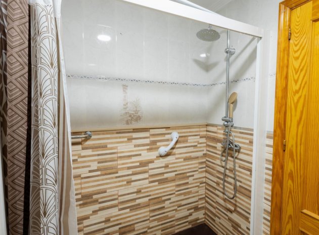 Herverkoop - Appartement / flat - Torrevieja - Center