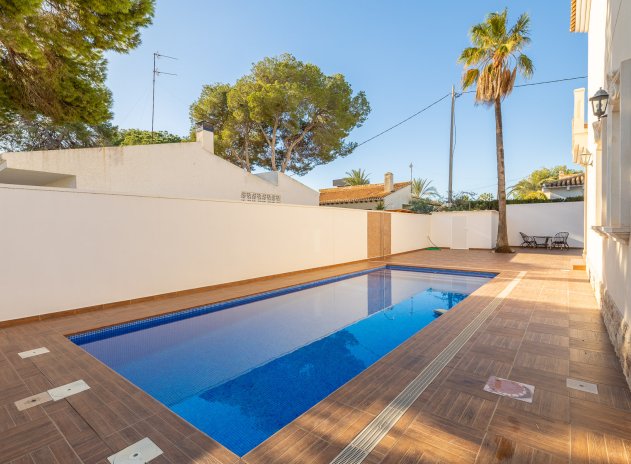 Herverkoop - Villa - Orihuela Costa - Cabo Roig