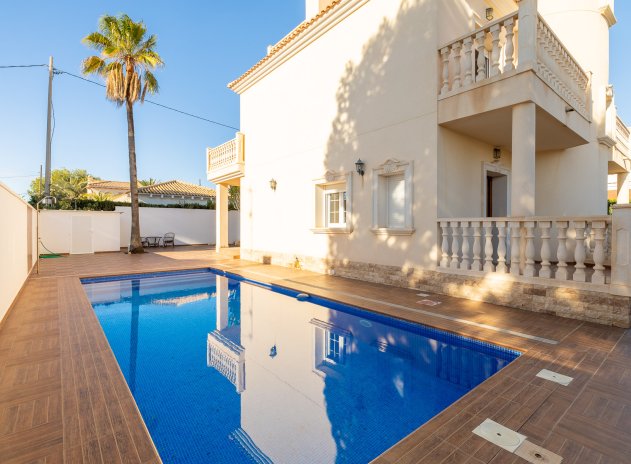 Herverkoop - Villa - Orihuela Costa - Cabo Roig