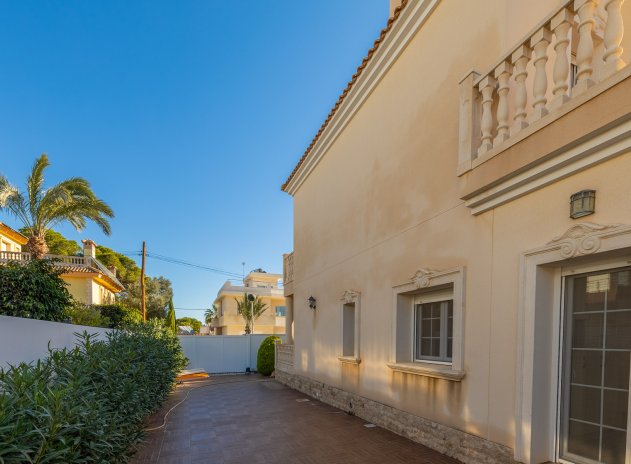 Herverkoop - Villa - Orihuela Costa - Cabo Roig