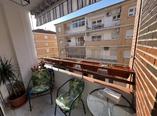 Resale - Apartment / flat - Torrevieja - Center