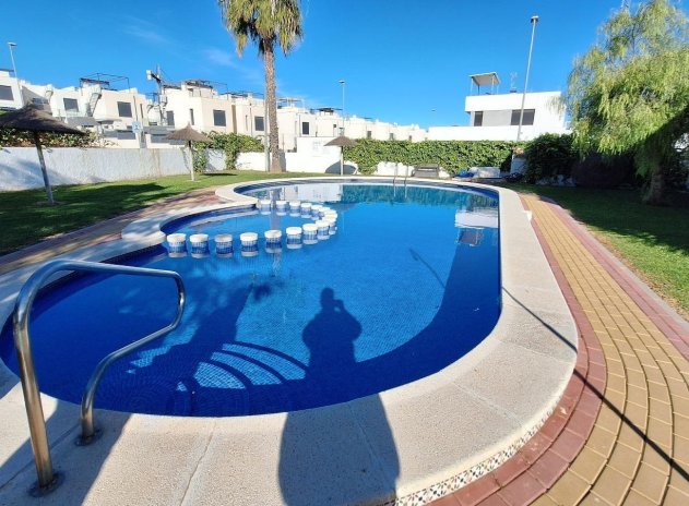 Wiederverkauf - Villa - Orihuela Costa - Lomas de Cabo Roig-Los Dolses