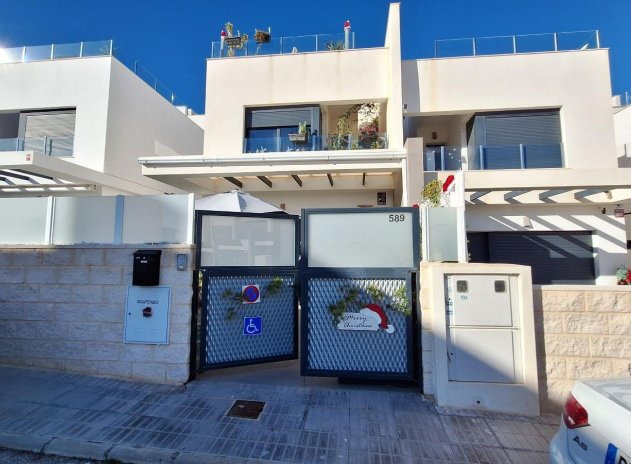 Wiederverkauf - Villa - Orihuela Costa - Lomas de Cabo Roig-Los Dolses