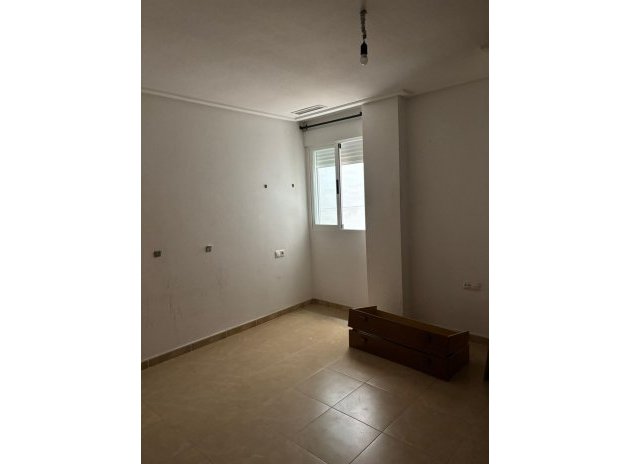 Herverkoop - Appartement / flat - Almoradí - Centro urbano 2