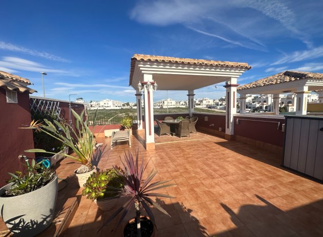 Revente - Town house / semi detached - Orihuela - Entre Naranjos