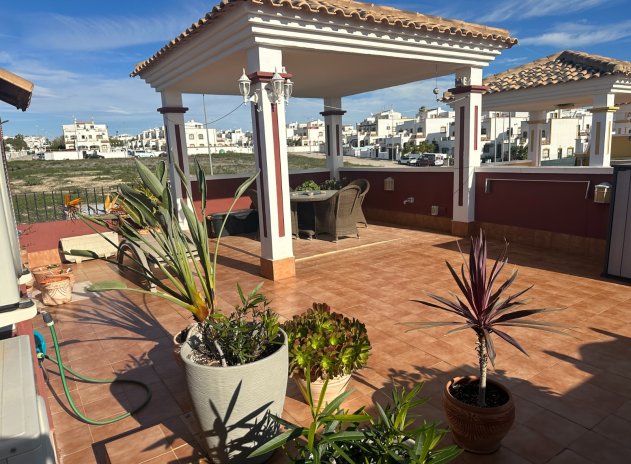 Revente - Town house / semi detached - Orihuela - Entre Naranjos