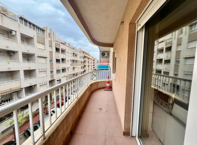 Resale - Apartment / flat - Torrevieja