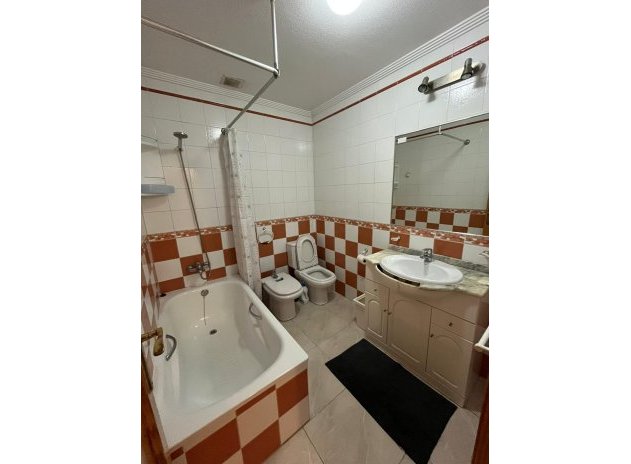 Resale - Apartment / flat - Orihuela Costa - Los Almendros-La Florida