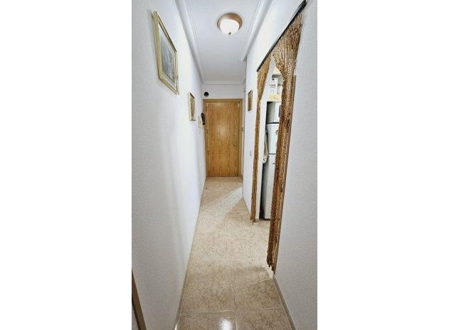 Resale - Apartment / flat - Torrevieja - Center