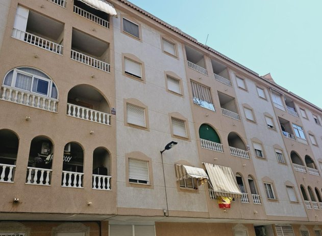 Resale - Apartment / flat - Torrevieja - Center