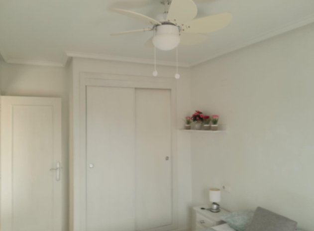 Resale - Apartment / flat - Torrevieja - El molino