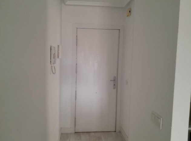 Resale - Apartment / flat - Torrevieja - El molino