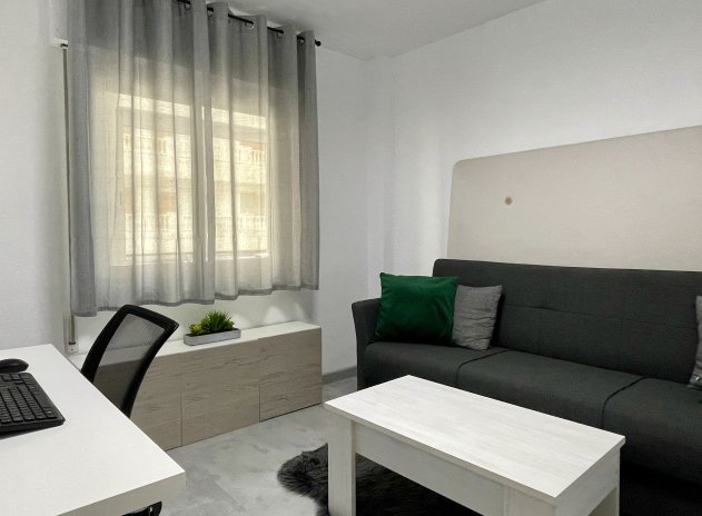 Reventa - Apartamento / piso - Torrevieja - La Mata