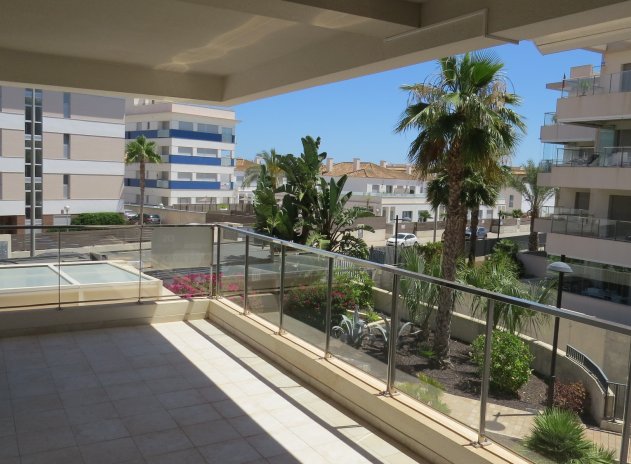 Resale - Apartment / flat - Orihuela Costa - Villamartín