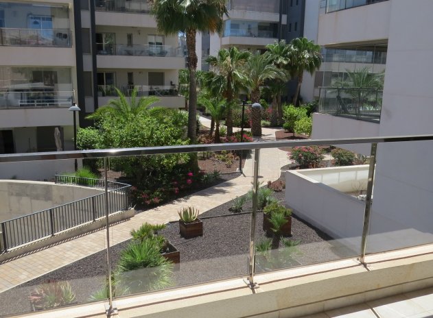 Resale - Apartment / flat - Orihuela Costa - Villamartín