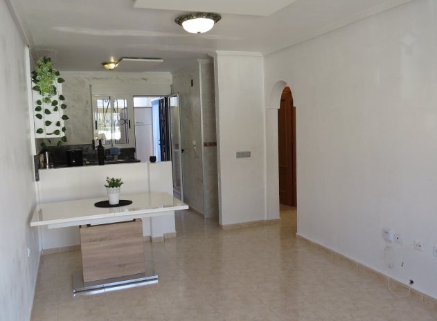 Reventa - Semi Detached Villa - Orihuela Costa - Los Altos