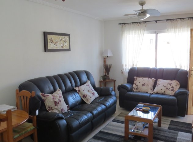 Resale - Semi Detached Villa - Orihuela Costa - Los Altos