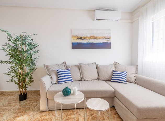 Herverkoop - Appartement / flat - Torrevieja - Los Altos