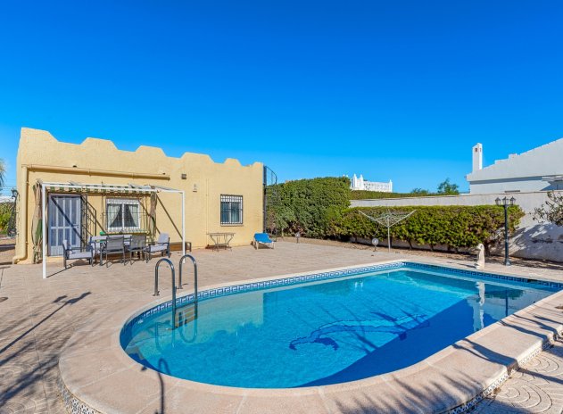 Herverkoop - Villa - Torrevieja - La siesta