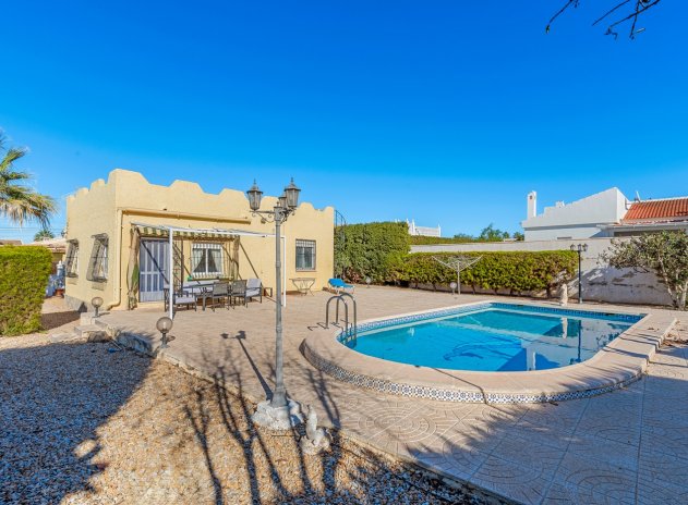 Herverkoop - Villa - Torrevieja - La siesta