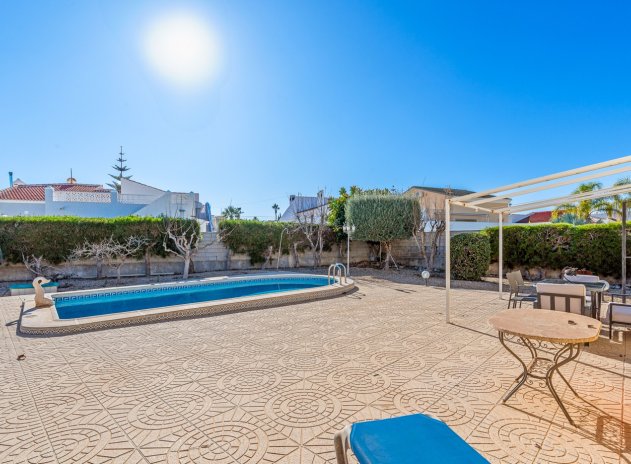 Herverkoop - Villa - Torrevieja - La siesta