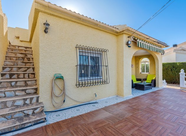 Herverkoop - Villa - Torrevieja - La siesta