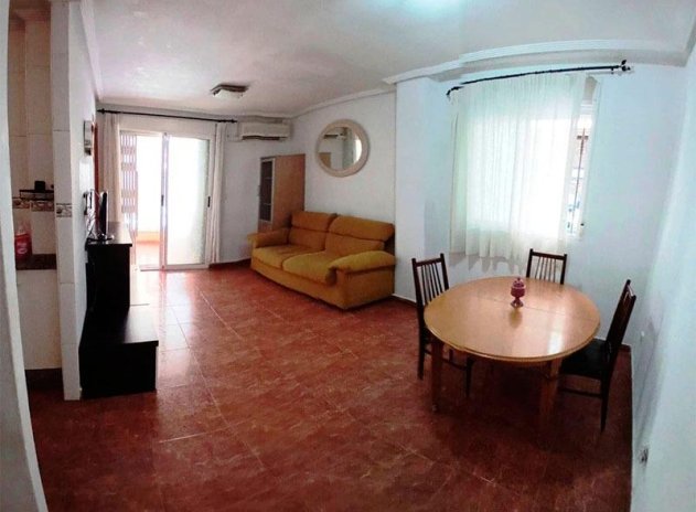 Herverkoop - Appartement / flat - Torrevieja - Estacion de autobuses