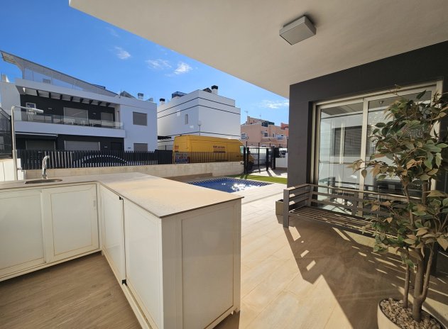 Resale - Villa - Villamartin - Villamartín