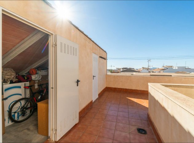 Resale - Apartment / flat - Pilar de la Horadada - Zona Pueblo