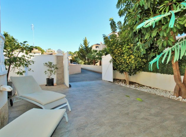 Resale - Villa - Villamartin - Villamartín