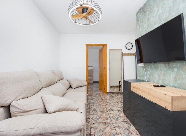 Resale - Apartment / flat - Torrevieja - Acequion