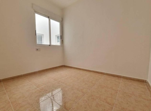 Reventa - Apartamento / piso - Torrevieja