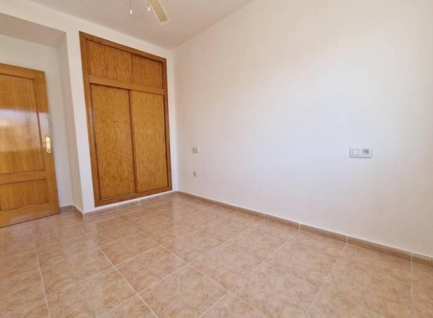 Reventa - Apartamento / piso - Torrevieja