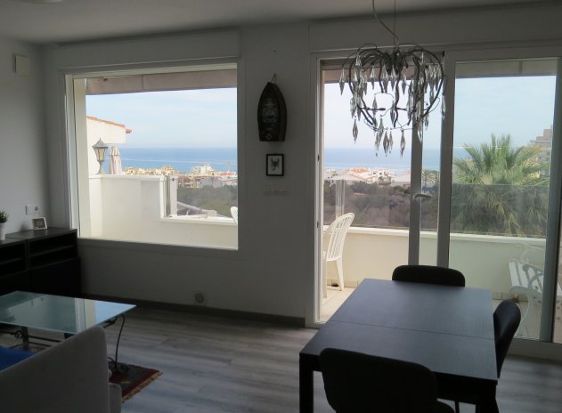 Herverkoop - Appartement / flat - Torrevieja - Center