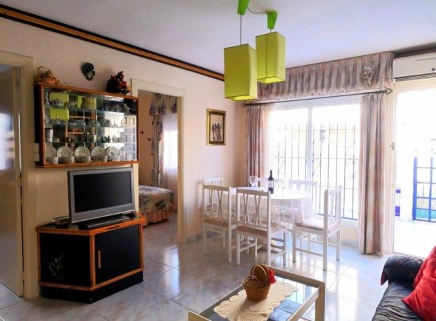 Resale - Terraced house - Torrevieja - Carrefour