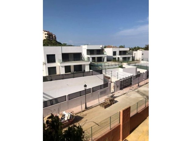 Nouvelle construction - Villa - Manilva - La Duquesa