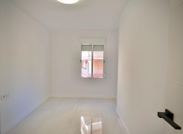 Revente - Appartement - Torrevieja - Playa del Cura