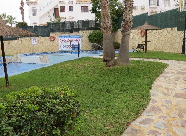 Resale - Apartment / flat - Orihuela Costa - Villamartín