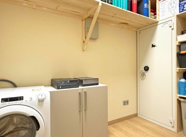 Reventa - Comercial - Torrevieja