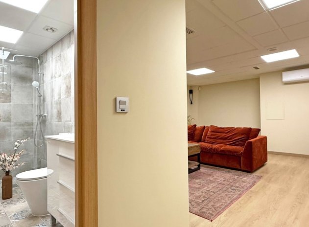 Reventa - Comercial - Torrevieja