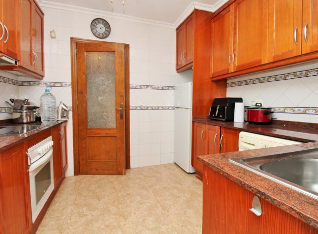 Wiederverkauf - Terrassenhaus - Villamartin - Villamartín