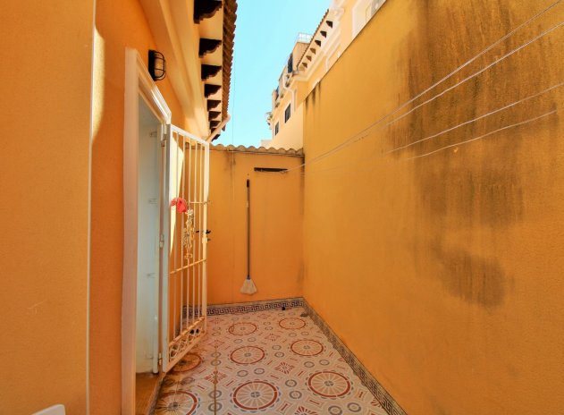 Wiederverkauf - Terrassenhaus - Villamartin - Villamartín