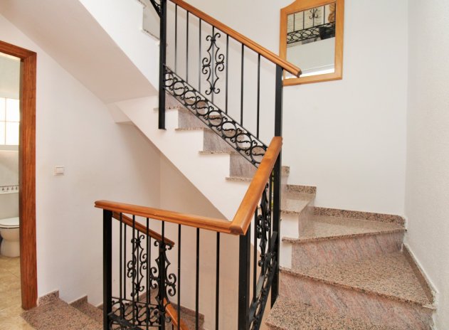 Wiederverkauf - Terrassenhaus - Villamartin - Villamartín