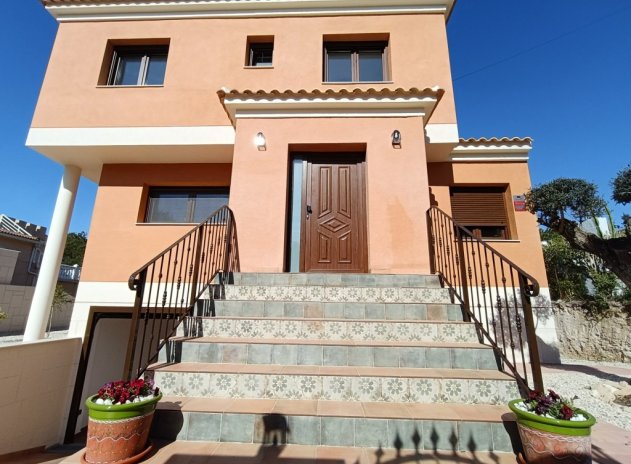 Herverkoop - Villa - Pinar de Campoverde