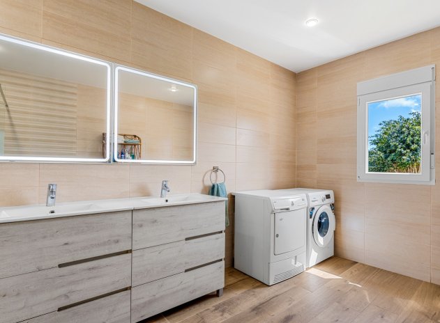 Wiederverkauf - Villa - Los Montesinos